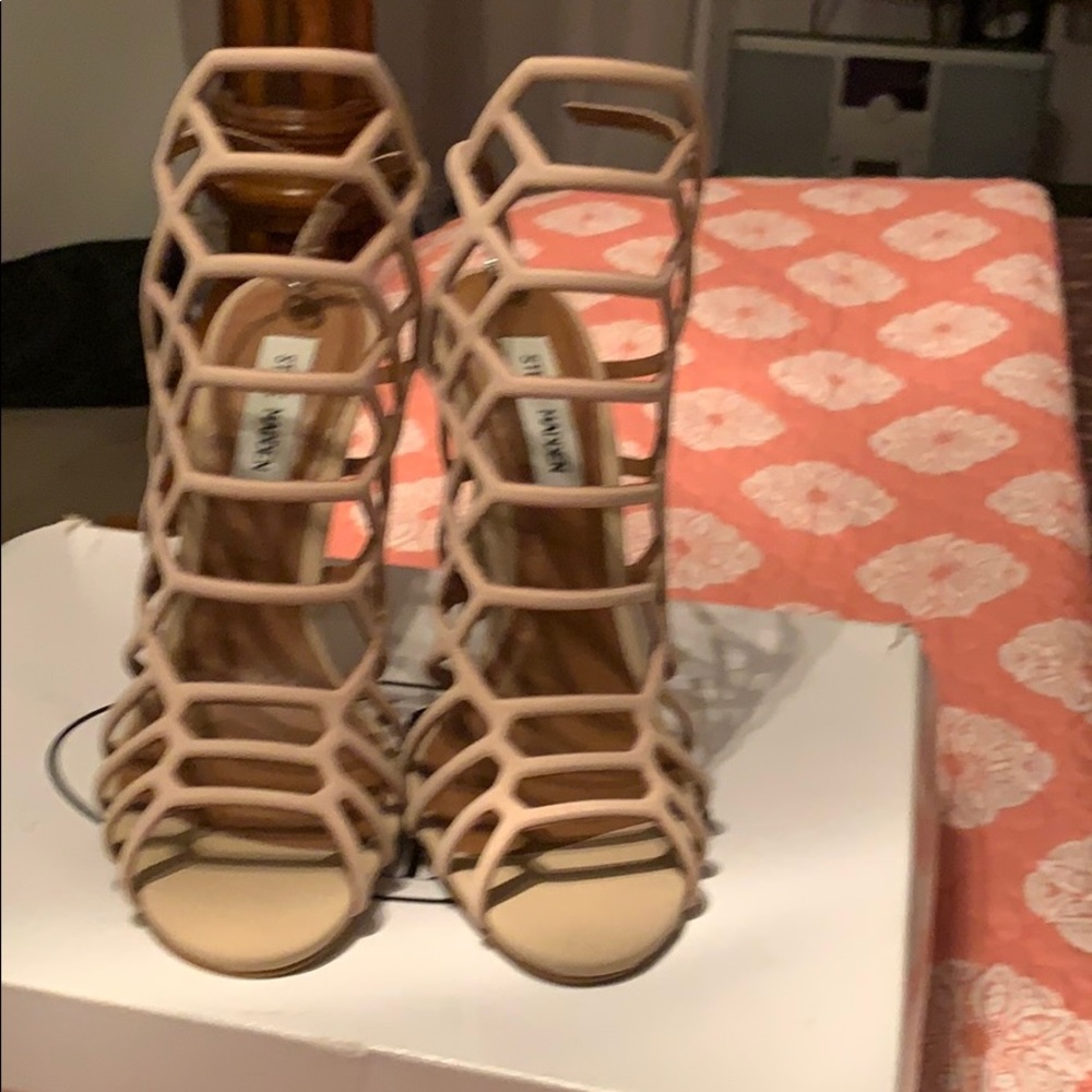 Women beautiful Steve Madden Heels.